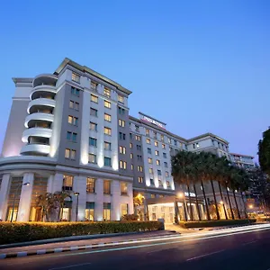 https://parkroyal-yangon.yangonhotels.org